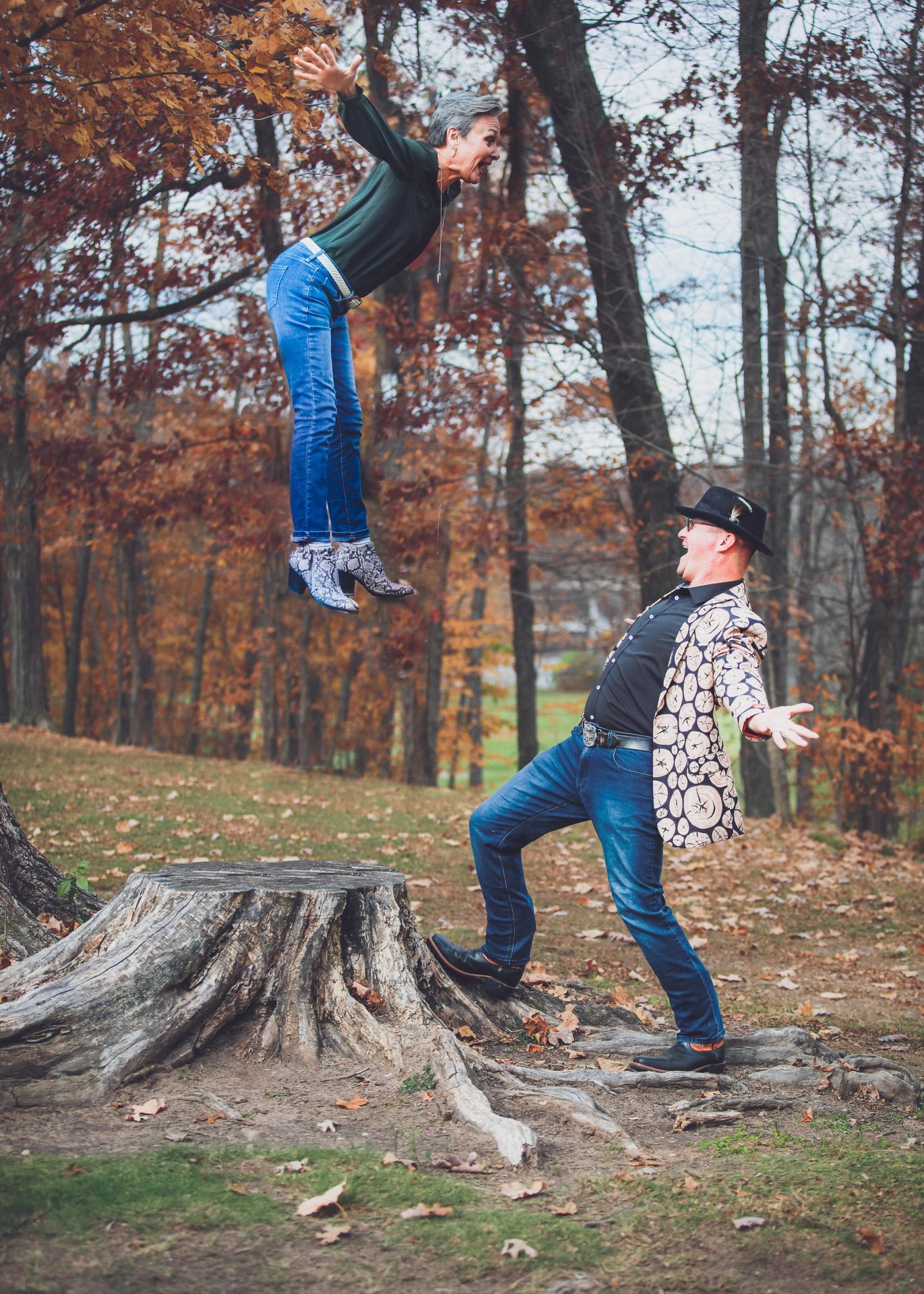 Robert and Heidi Woldhuis Owners of HipBows Bowties Robert and Heidi Woldhuis Owners of HipBows Bowties